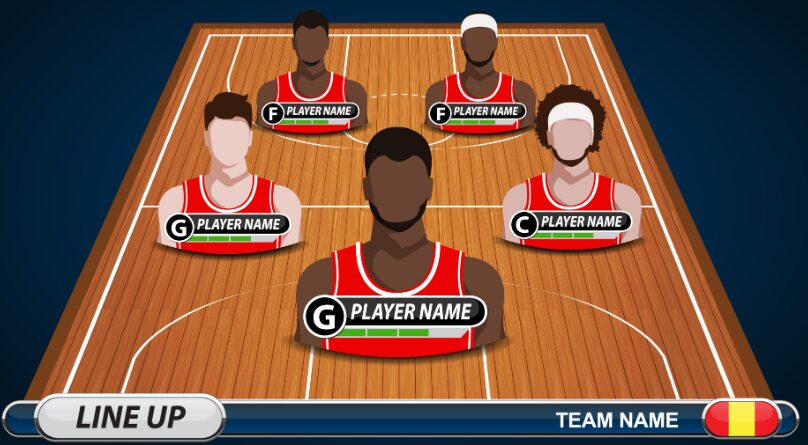 赤いユニフォームを着用した日本人バスケットボール選手が、対照的な白とライトブルーのバッシュを履いてドリブルをしている全身像。色彩のコントラストが際立つ。